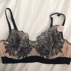 Forever 21 black lace bra